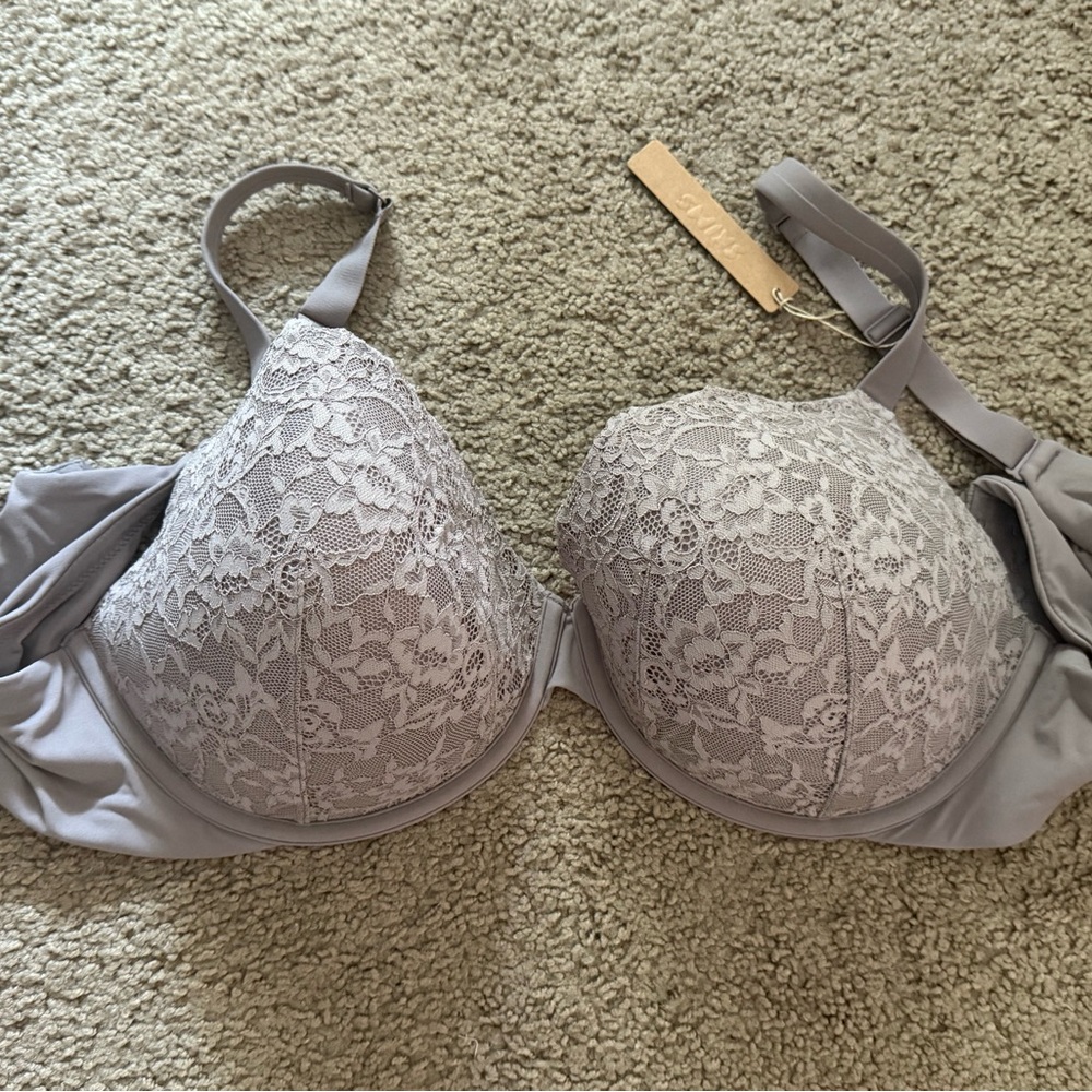 NWT SKIMS Fits Everybody Lace Push Up Demi Bra